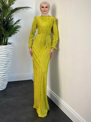 Imelda Omzu Fırfır Balık Abiye Elbise Yağ Yeşili Imelda Omzu Fırfır Balık Abiye Elbise Yağ Yeşili