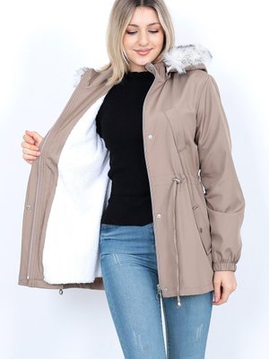 Trenç Giy Çık. İçi Peluşlu Mont Su İtici Özelliği