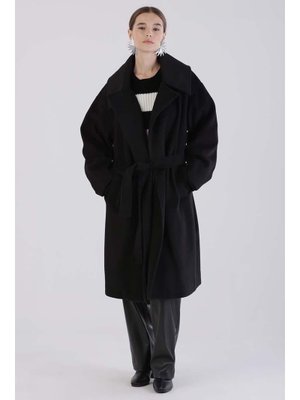 Siyah Oversize Kuşaklı Kaşe Kaban