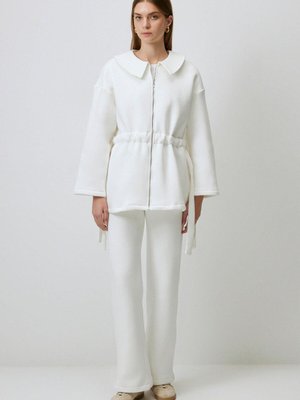 Beli Büzgülü Örme Takım