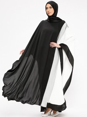İnci Detaylı Ferace Siyah Ekru İnci Detaylı Ferace Siyah Ekru