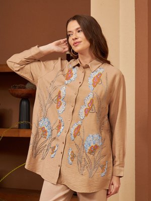 Önü Çiçek Nakışlı Oversıze Kesim Gömlek