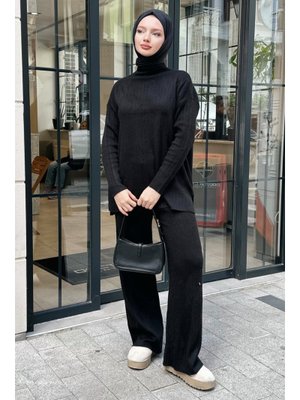 Suzanna Siyah Takım