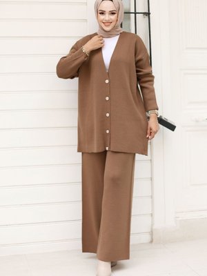Düğmesi Taşlı Triko Hırka Takım Sütlü Kahve