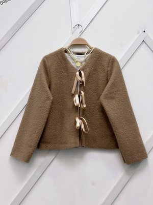 Buklet Örme Kısa Ceket