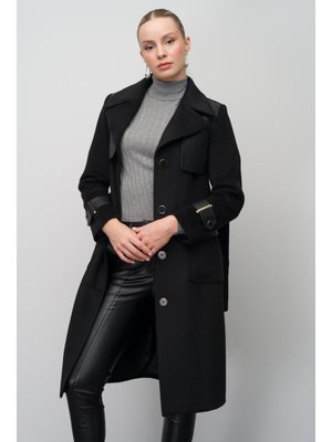 Siyah Erkek Yaka Deri Pelerin Ve Garni Detaylı Kaban