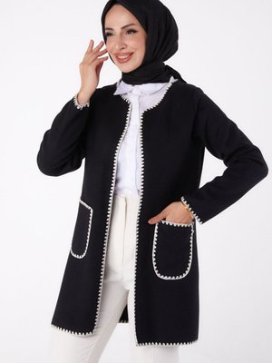 Düz Orta Siyah Nakışlı Ceket Düz Orta Siyah Nakışlı Ceket