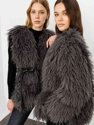 Selection Kabarık Tüylü Antrasit Yelek