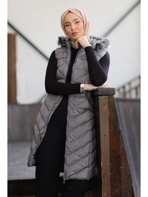 Gri Kapüşonlu Kolsuz Şişme Yelek Gri Kapüşonlu Kolsuz Şişme Yelek