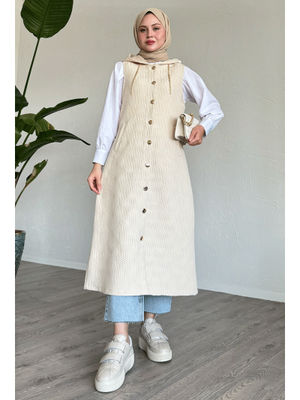 Bej Zincir Detaylı Kapüşonlu Uzun Yelek Bej Zincir Detaylı Kapüşonlu Uzun Yelek