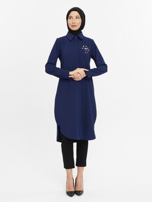 El İşlemeli Düğmeli Krep Kumaş Cepsiz Tunik