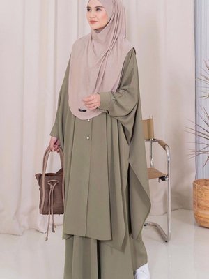 Ada Çayı Yeşili Parçalı Ferace Takım Etek Uzun Tunik Hac Ve Umre Kıyafeti