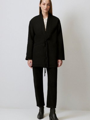 Geniş Cepli Gabardin Mont