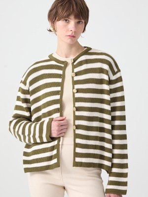 Gold Düğmeli Çizgili Kısa Hırka