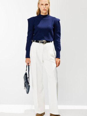 Pile Detaylı Beyaz Palazzo Pantolon