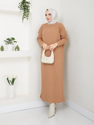 Kendinden Çizgili Tam Boy Triko Elbise