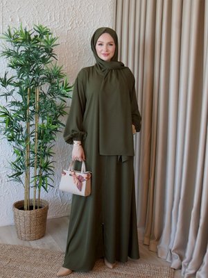 Medine İpeği Şalı Birleşik Namaz Elbisesi