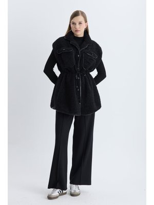 Siyah Bery Deri Detay Peluş Yelek