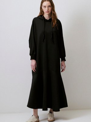 Kapüşonlu Oversize Scuba Elbise