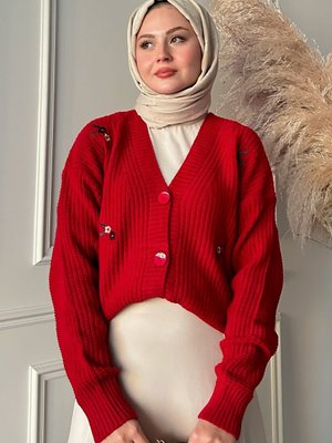 Helly Papatya İşlemeli Hırka Kırmızı Helly Papatya İşlemeli Hırka Kırmızı