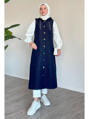 Lacivert Zincir Detaylı Kapüşonlu Uzun Yelek Lacivert Zincir Detaylı Kapüşonlu Uzun Yelek