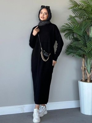 Siyah Balıkçı Yaka Fitilli Triko Elbise