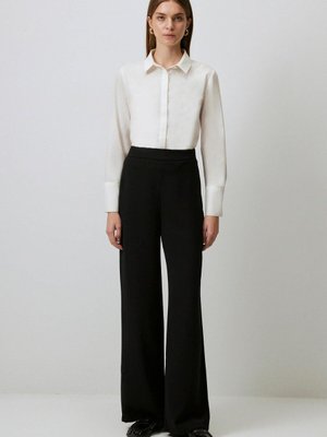 Yandan Fermuarlı Bol Paça Krep Pantolon Yandan Fermuarlı Bol Paça Krep Pantolon