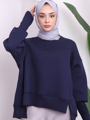 Lacivert Bisiklet Yaka Üç İplik Basic Sweat Lacivert Bisiklet Yaka Üç İplik Basic Sweat