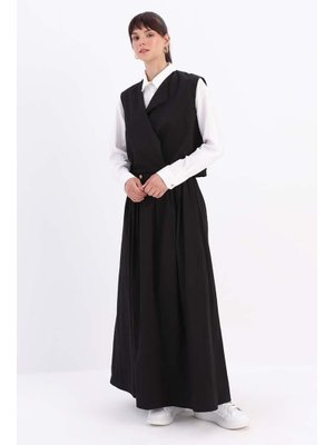 Siyah Yelekli Etekli Takım