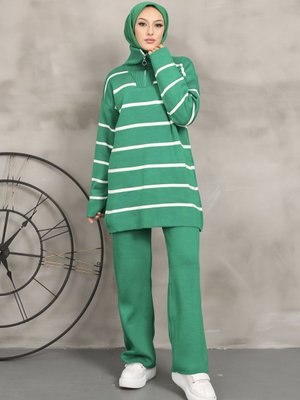 Tam Çizgili Kamyoncu Yaka Triko Takım