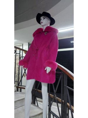 Fuşya Yakası Kolları Kürklü Uzun Belden Büzmeli Angora Kaban