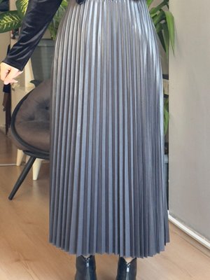 Işıltı Denye Pliseli Etek Füme Işıltı Denye Pliseli Etek Füme