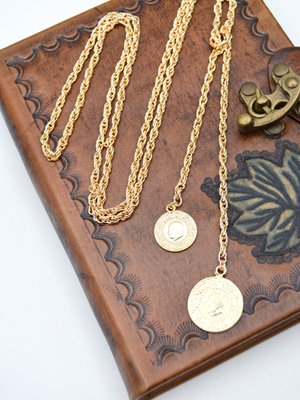 Altın Renk Uzun Yarım Çeyrek Lira Kolye