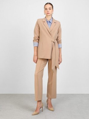 Bağlama Detaylı Ceket Taş Rengi