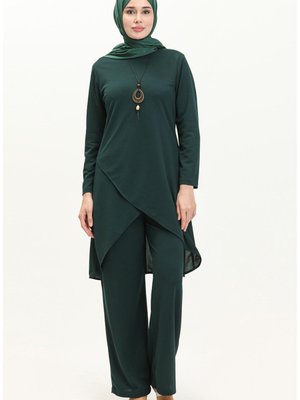 Kolyeli Tunik Pantolon İkili Takım Zümrüt Yeşili Kolyeli Tunik Pantolon İkili Takım Zümrüt Yeşili