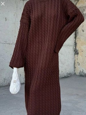 Kahverengi Saç Örgülü Uzun Kollu Ve Bisiklet Yaka Triko Elbise Kahverengi Saç Örgülü Uzun Kollu Ve Bisiklet Yaka Triko Elbise