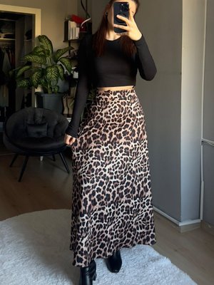 Leopar Desenli Etek Camel Leopar Desenli Etek Camel