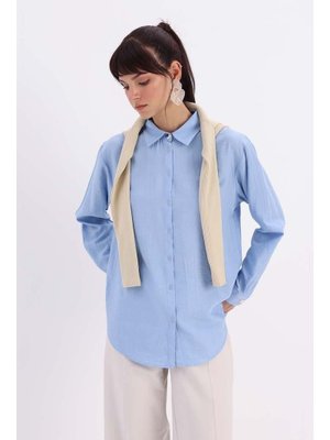 Mavi Köşe Manşet Detaylı Şık Düğmeli Gömlek