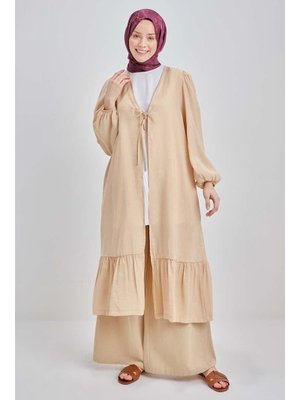 Bej Eteği Pileli Modal Hırka