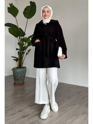 Düğme Detaylı Astarlı Siyah Kısa Kaban