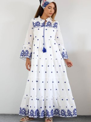 Prive Nakış Detaylı Astarlı Uzun Elbise