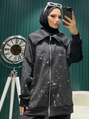 Taş Detaylı Eşofman Takım