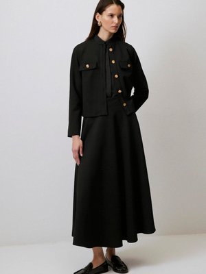 Düğme Detaylı Ceket Etek Takım