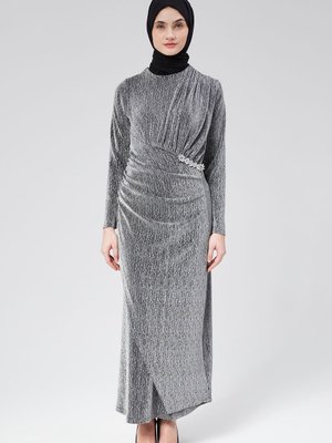 Kendinden Simli Parlak Örme Kumaş Taşlı Kalem Elbise