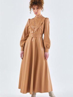 Lazer Kesim Tam Boy Suni Deri Bej Elbise