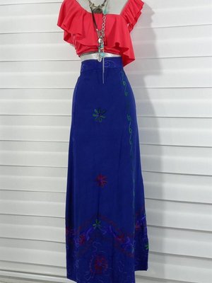 Mavi Hint Nakış Çiçek İşlemeli Anvelop Uzun Etek Mavi Hint Nakış Çiçek İşlemeli Anvelop Uzun Etek