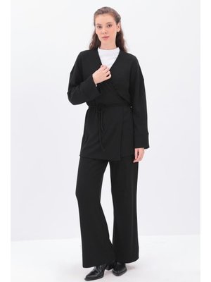 Siyah Krovaze Pantolonlu Takım
