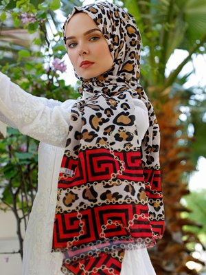 Şal Evi Zincirli Leoparlı Renkli Desenli Şal Evi Zincirli Leoparlı Renkli Desenli