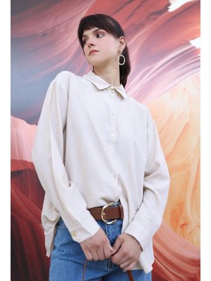 Bej Köşe Manşet Detaylı Şık Düğmeli Gömlek