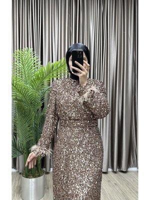 Büyük Beden Pullu Abiye Elbise Büyük Beden Pullu Abiye Elbise